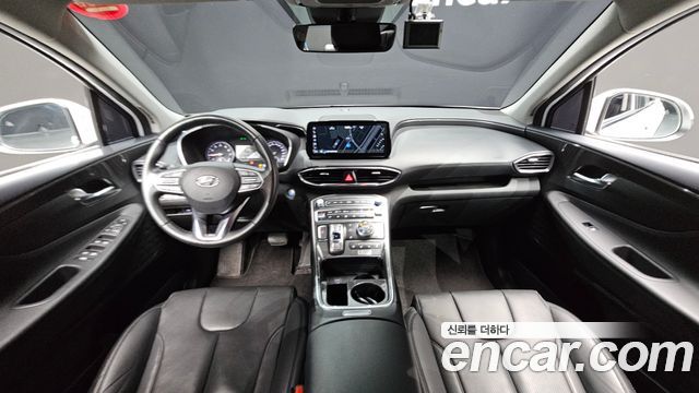 Hyundai Santa Fe — interior