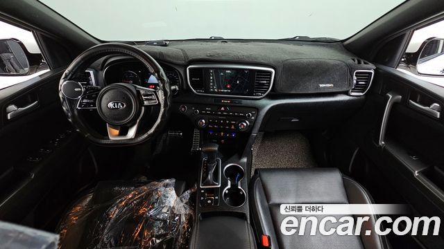 Kia Sportage — interior