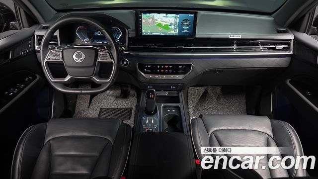 KG Mobility Rexton — interior
