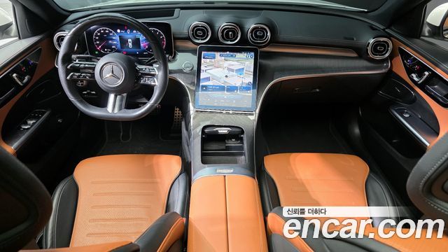 Mercedes-Benz C-Class — interior