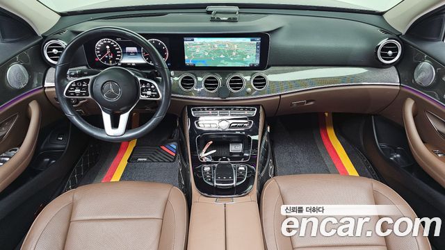 Mercedes-Benz E-Class — interior