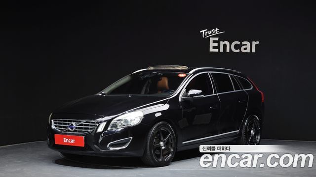 Volvo V60 — exterior