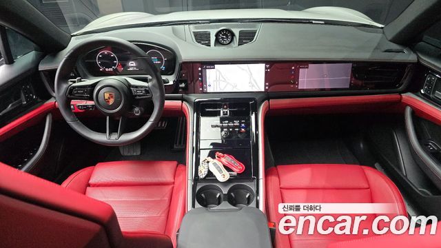 Porsche Panamera — interior