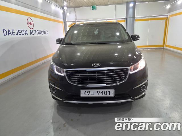 Kia Carnival — exterior