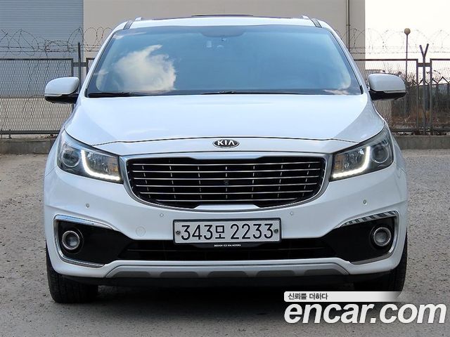 Kia Carnival — exterior