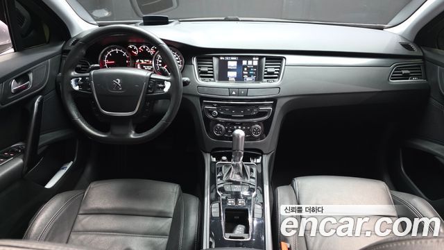 Peugeot 508 — interior