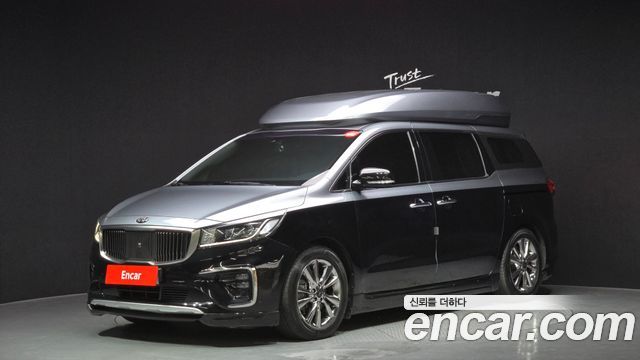 Kia Carnival — exterior