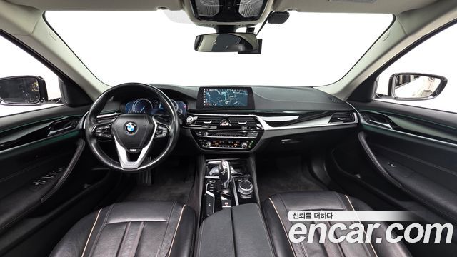 BMW 5 Series — interior
