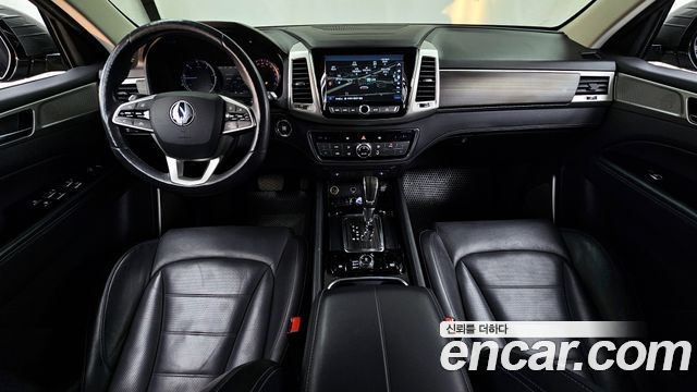 KG Mobility Rexton — interior