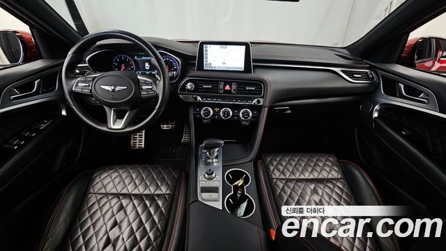Genesis G70 — interior