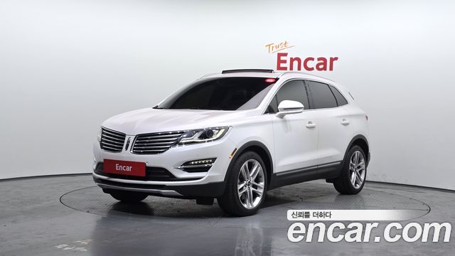 Lincoln MKC — exterior
