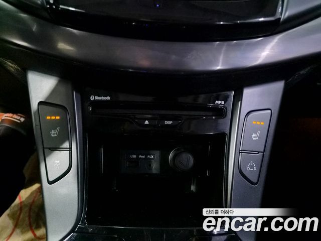 Hyundai i40 — interior