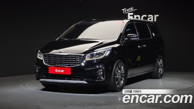 Kia Carnival — exterior
