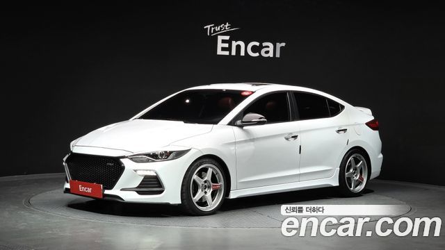 Hyundai Avante — exterior