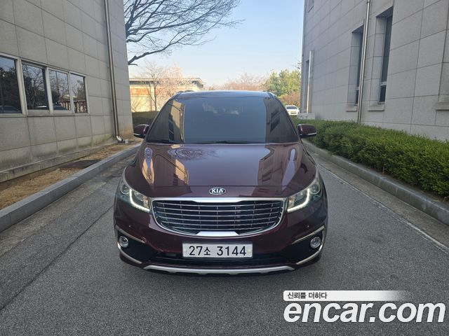 Kia Carnival — exterior