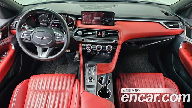 Genesis G70 — interior