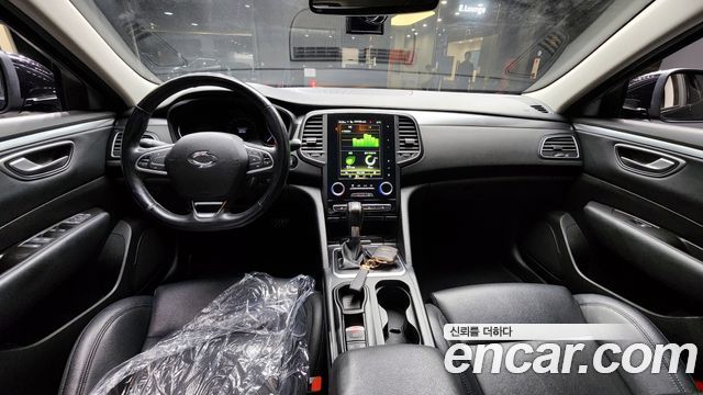 Renault Korea SM6 — interior