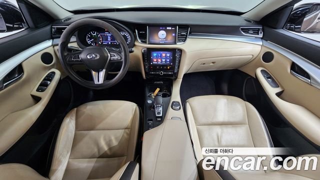 Infiniti QX50 — interior