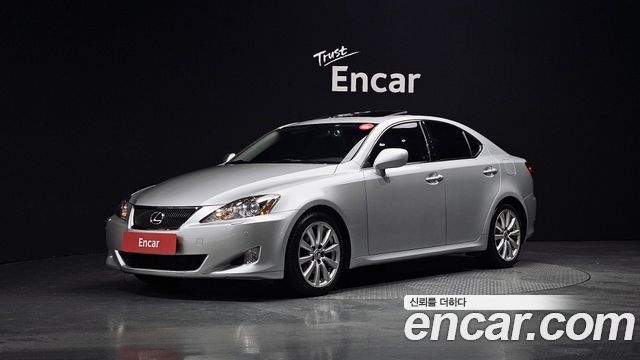 Lexus IS — exterior