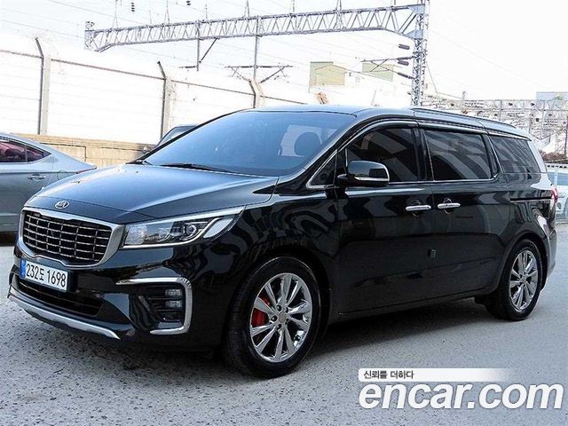 Kia Carnival — exterior