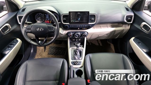 Hyundai Venue — interior