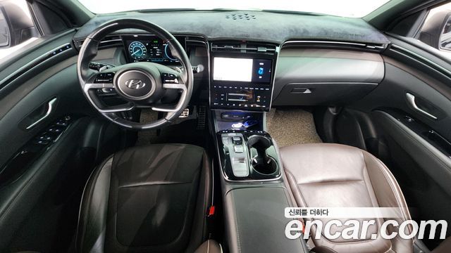 Hyundai Tucson — interior
