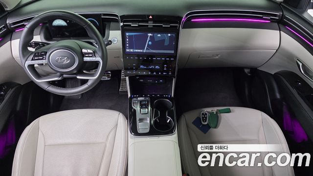 Hyundai Tucson — interior