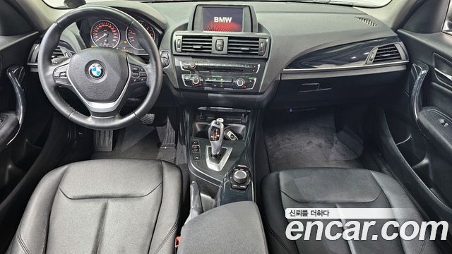BMW 1 Series — interior