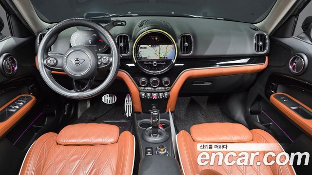 MINI Countryman — interior