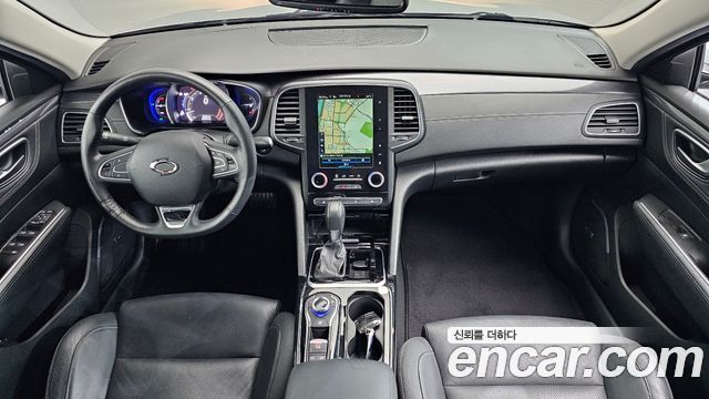 Renault Korea SM6 — interior