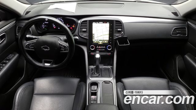 Renault Korea SM6 — interior