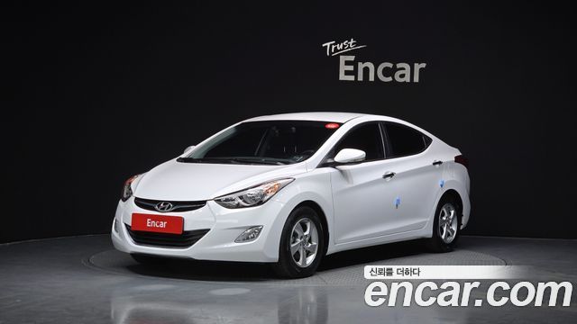 Hyundai Avante — exterior