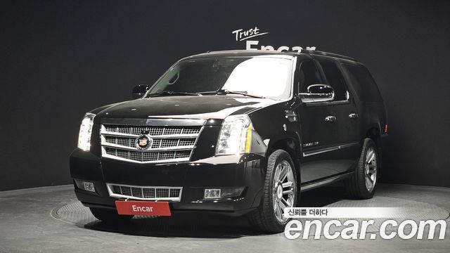 Cadillac Escalade — exterior