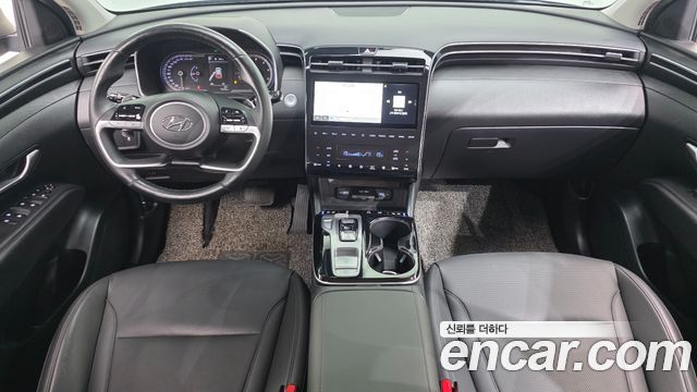 Hyundai Tucson — interior