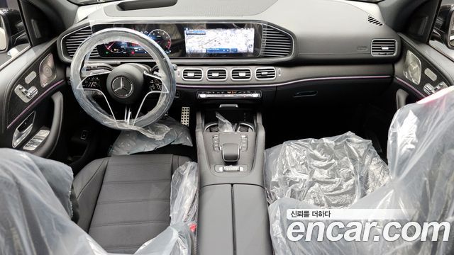 Mercedes-Benz GLS-Class — interior