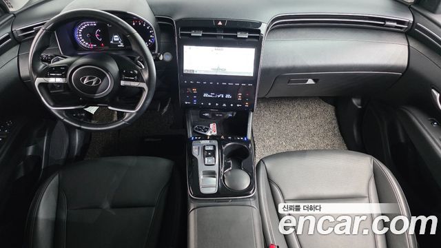 Hyundai Tucson — interior