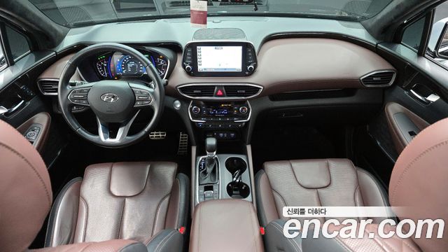 Hyundai Santa Fe — interior