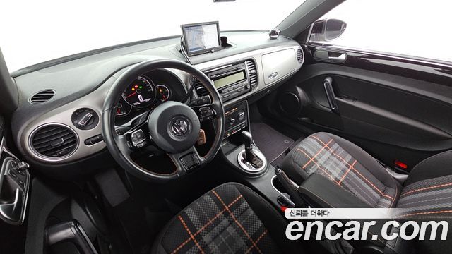 Volkswagen Beetle — interior