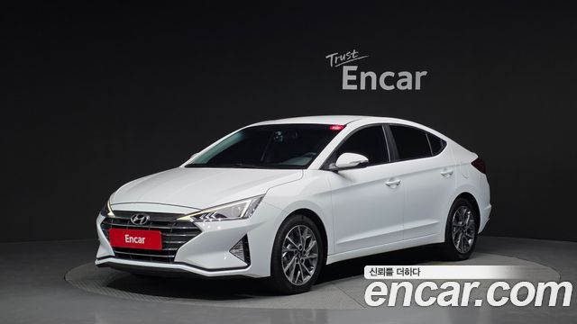 Hyundai Avante — exterior