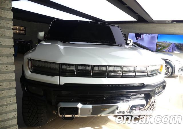 GMC Hummer EV — exterior