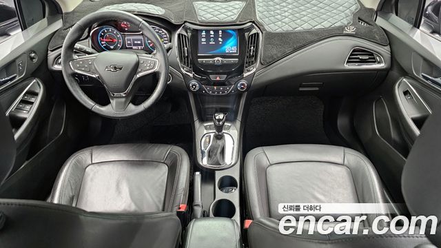 Chevrolet Korea Cruze — interior