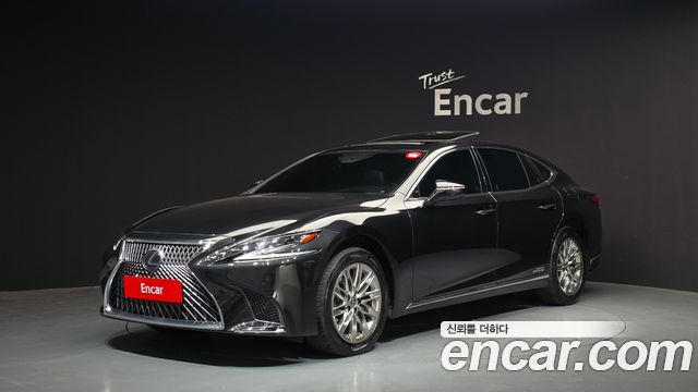 Lexus LS — exterior