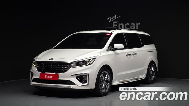 Kia Carnival — exterior