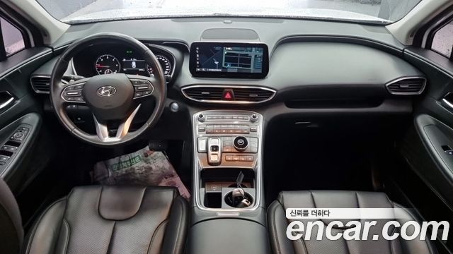 Hyundai Santa Fe — interior