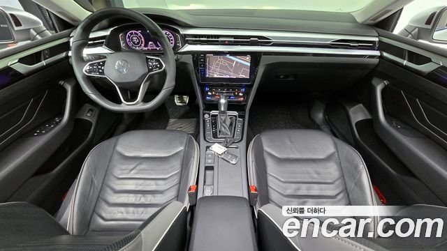 Volkswagen Arteon — interior