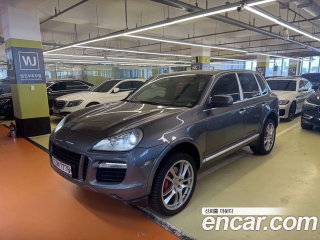 Porsche Cayenne — exterior