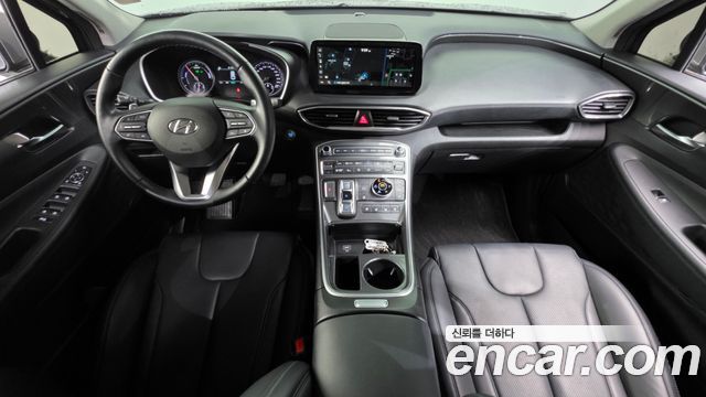 Hyundai Santa Fe — interior