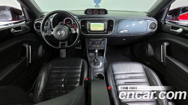 Volkswagen Beetle — interior