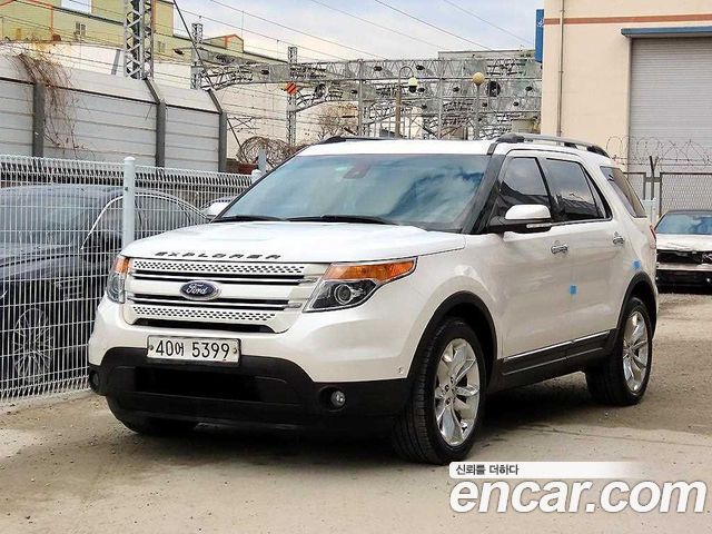 Ford Explorer — exterior