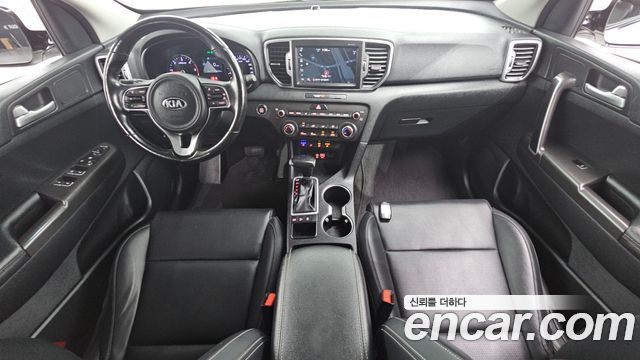 Kia Sportage — interior